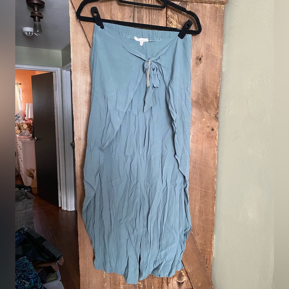Dusty blue ruffle pants